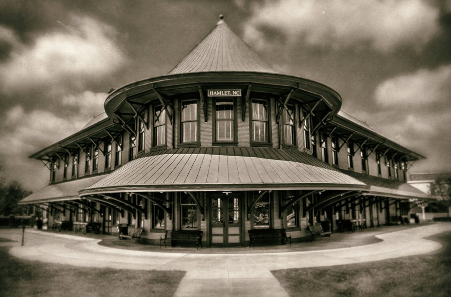 hamlet depot_redo_art_bw