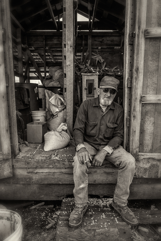 gary mac_grainery door_05