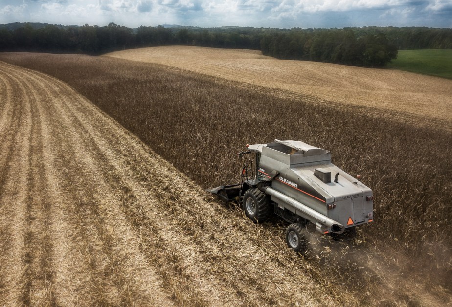 beeson combine_corn_2017_10