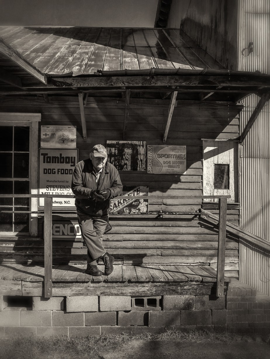 julian milling_porch_02