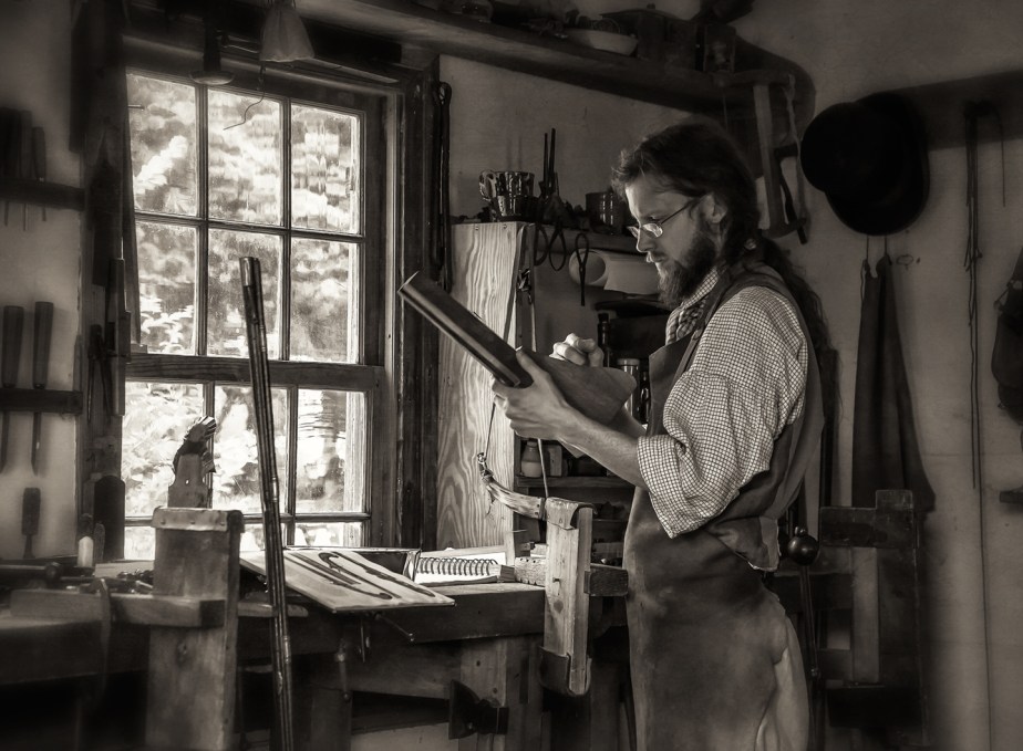 old salem gunsmith_shop_02
